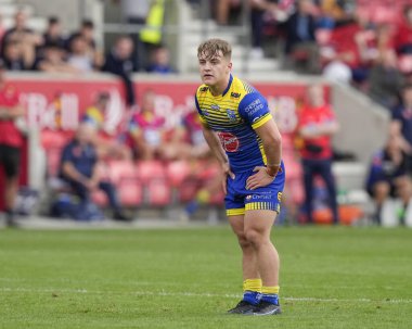 Leon Hayes #39 of Warrington Wolves during the Betfred Super League match Salford Red Devils vs Warrington Wolves at AJ Bell Stadium, Eccles, United Kingdom, 3rd September 202