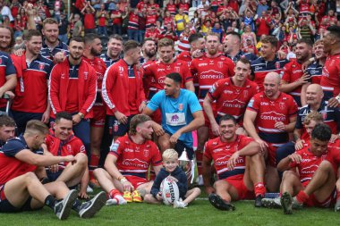 Hull KR receive the Clive Sullivan trophy after the Betfred Super League match Hull FC vs Hull KR at MKM Stadium, Hull, United Kingdom, 3rd September 202