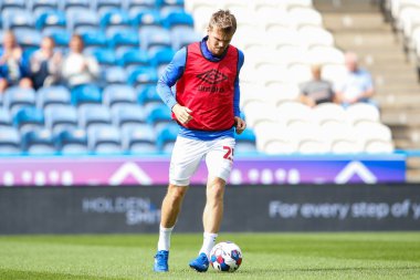 Danny Ward #25 of Huddersfield Town warms up before the Sky Bet Championship match Huddersfield Town vs Blackpool at John Smith's Stadium, Huddersfield, United Kingdom, 4th September 202