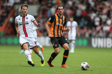 Jacob Greaves #4 of Hull City passes the ball during the Sky Bet Championship match Hull City vs Sheffield United at MKM Stadium, Hull, United Kingdom, 4th September 202
