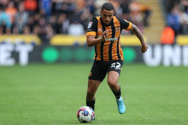 Tyler Smith #22 of Hull City in action during the Sky Bet Championship match Hull City vs Sheffield United at MKM Stadium, Hull, United Kingdom, 4th September 202