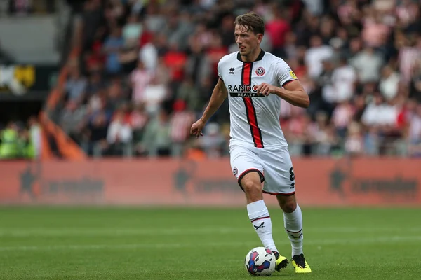 Sander Berge #8 of Sheffield United in action during the Sky Bet Championship match Hull City vs Sheffield United at MKM Stadium, Hull, United Kingdom, 4th September 202
