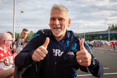 Leo Percovich gives a thumbs up as he arrives at The Riverside Stadium ahead of the Sky Bet Championship match Middlesbrough vs Sunderland at Riverside Stadium, Middlesbrough, United Kingdom, 5th September 202