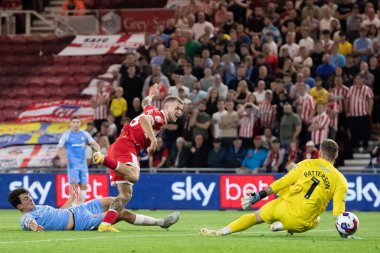 Riley McGree #8 of Middlesbrough shoots at goal and scores to make it 1-0 in the first half of the Sky Bet Championship match Middlesbrough vs Sunderland at Riverside Stadium, Middlesbrough, United Kingdom, 5th September 202