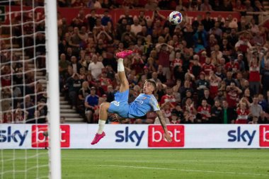 Jack Clarke #20 of Sunderland with an overhead kick during the Sky Bet Championship match Middlesbrough vs Sunderland at Riverside Stadium, Middlesbrough, United Kingdom, 5th September 202