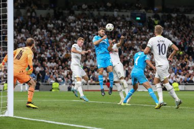 Marsilyalı 23 numaralı Sead Kolainac, 7 Eylül 2022 'de Tottenham Hotspur' a karşı Marsilya Tottenham Hotspur Stadyumu 'nda oynanan UEFA Şampiyonlar Ligi karşılaşmasında açık ara önde.