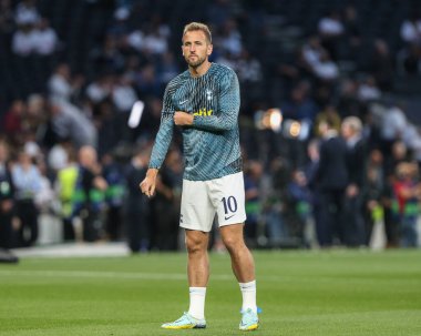 Tottenham Hotspur 'dan Harry Kane # 10 UEFA Şampiyonlar Ligi karşılaşmasında Tottenham Hotspur Marsilya' ya karşı Tottenham Hotspur Stadyumu, Londra, İngiltere, 7 Eylül 202