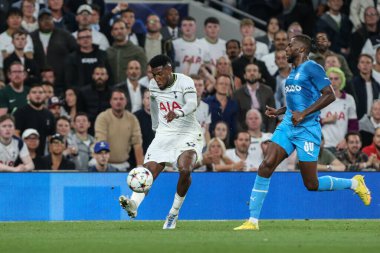 Tottenham Hotspur 'dan Emerson # 12 UEFA Şampiyonlar Ligi karşılaşmasında Tottenham Hotspur Marsilya' ya karşı Tottenham Hotspur Stadyumu, Londra, İngiltere, 7 Eylül 202