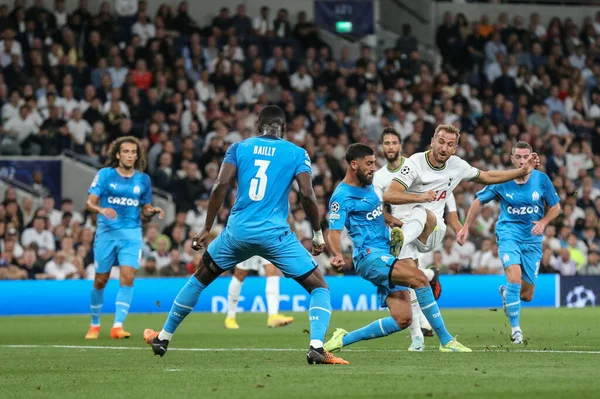 Harry Kane Tottenham Hotspur Střílí Branku Během Utkání Ligy Mistrů — Stock fotografie