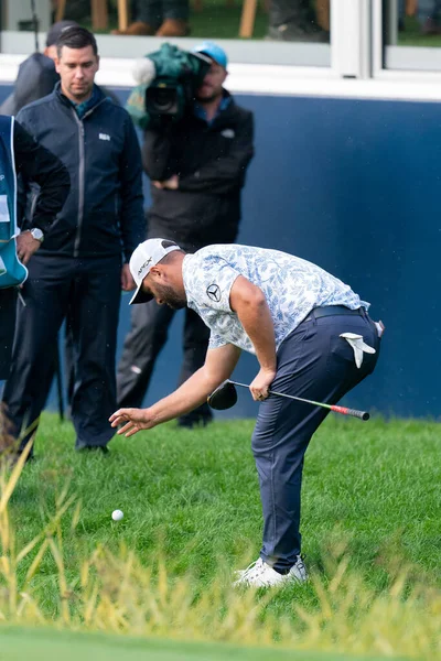 Jon Rahm Esp 18E Green Daalt Tijdens Het Bmw Pga — Stockfoto