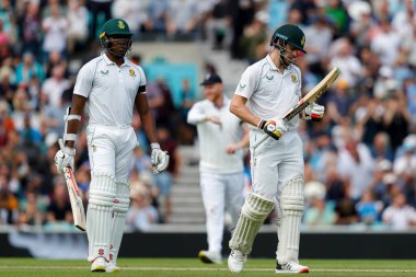 Güney Afrikalı Kagiso Rabada ve Anrich Nortje, 10 Eylül 202 'de İngiltere' nin Güney Afrika 'ya karşı Kia Oval, Londra, İngiltere' de 3.