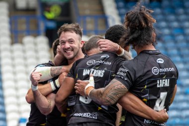 Salford Red Devils 'den Ryan Brierley denemesini kutluyor ve Betfred Süper Lig maçı Huddersfield Giants - Salford Red Devils maçında 10 Eylül 202' de John Smith Stadyumu, Huddersfield, İngiltere 'de 0-20' lik skora ulaştı.