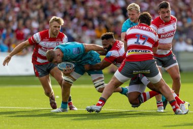 Wasps Rugby 'den Jack Willis, Gloucester Premiership maçında Gloucester Rugby ile Wasps Stadyumu' nda 11 Eylül 202 'de oynanan karşılaşmada Gloucester Rugby' den Jamal Ford-Robinson tarafından yenildi.