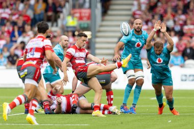 Gloucester Rugby takımından Charlie Chapman 11 Eylül 202 'de Kingsholm Stadyumu, Gloucester, İngiltere' de oynanan Gallagher Premiership karşılaşmasında Rugby vs Wasps 'a karşı hücum girişiminde bulundu.