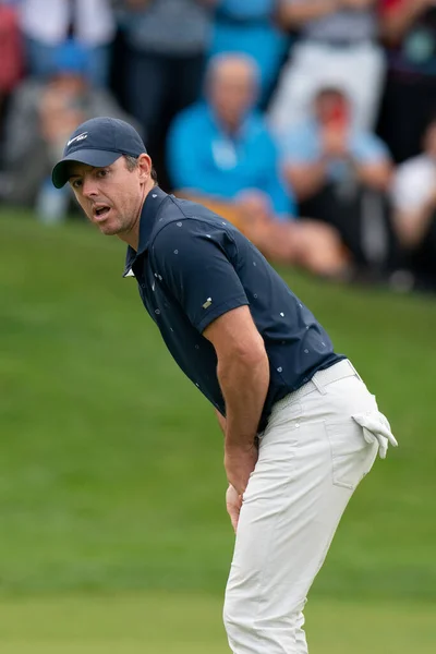 Rory Mcelroy Eng Zmeškal Šanci Eagle Putt Skončil Pod Bmw — Stock fotografie