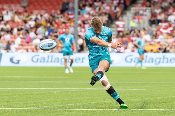 Charlie Atkinson Wasps Rugby Lägger Till Extra Poäng Efter Ett — Stockfoto