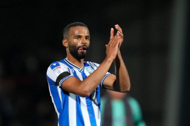 Sheffield 'li Dominic Iorfa, 13 Eylül 202' de İngiltere 'nin Morecambe kentindeki Mazuma Stadyumu' nda oynanan 1.