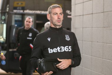 Stoke City 'den Rory Delay, 13 Eylül 202' de Hull City ve Stoke City maçından önce MKM Stadyumu 'na geldi.