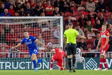 Cardiff City 'den Mark Harris golünü kutluyor ve skor 0-2, Sky Bet Şampiyonası maçında Middlesbrough - Cardiff City Riverside Stadyumu, Middlesbrough, Birleşik Krallık, 13 Eylül 202