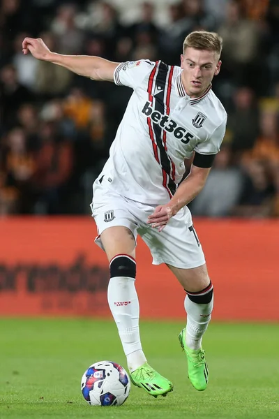 Chelsea Secure Young Talent Liam Delap in £30m Move from Ipswich