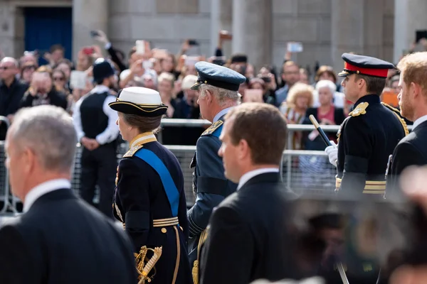Queen Elizabeth Coffin Taken Procession Gun Carriage King Troop Royal — Stock Photo, Image