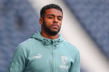 West Bromwich Albion 'dan Darnell Furlong, West Bromwich Albion' a karşı Birmingham City, West Bromwich, Birleşik Krallık 'ta 14 Eylül 202' de oynanan Gökyüzü İddia Şampiyonası maçı öncesinde maça geldi.