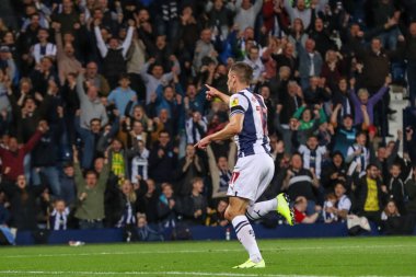 West Bromwich Albion 'dan Jed Wallace, 14 Eylül 202' de West Bromwich Albion 'a karşı Birmingham City' de oynanan Sky Bet Şampiyonası maçında 1-1 kazanma golünü kutluyor.