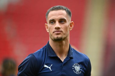 Blackpool 'dan Jerry Yates 14 Eylül 202' de İngiltere 'nin Rotherham Stadyumu' nda oynanan Gökyüzü İddia Şampiyonası karşılaşması öncesinde geldi.