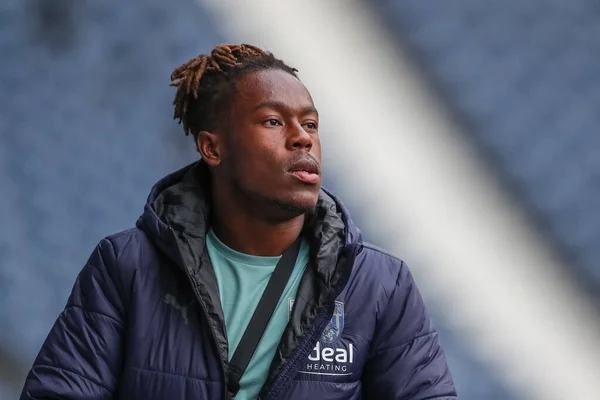 Brandon Thomas Asante West Bromwich Albion Ankommer Kampen Foran Sky – stockfoto