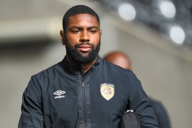 Hull City 'den Thimothee Lo-Tutala # 32 Swansea.com stadyumuna 17 Eylül 202' de Swansea.com Stadyumu 'ndaki Swansea City vs Hull City maçında ulaştı.