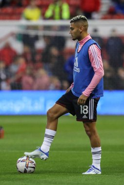 Maç öncesi ısınma sırasında Fulham 'dan Andreas Pereira # 18 Premier League maçı sırasında Nottingham Forest Fulham' a karşı City Ground, Nottingham, İngiltere, 16 Eylül 202