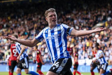 Sheffield Çarşamba 'nın 14 numaralı George Byers, 17 Eylül 202' de Sheffield Çarşamba günü Hillsborough, Sheffield, İngiltere 'de Ipswich Town' a karşı oynanan 1-2 'lik Gökyüzü İddia Ligi karşılaşmasında gol atma hedefini kutluyor.