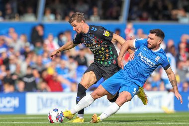Coventry City 'den Ben Sheaf # 14 ve Birmingham City' den Scott Hogan # 9 numara Gökyüzü İddia Şampiyonası maçında Birmingham City, Coventry City 'ye karşı St Andrews, Birmingham, Birleşik Krallık, 17 Eylül 202