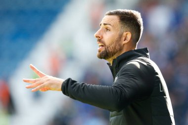 Narcis Pelach Huddersfield Town 'ın geçici antrenörü Huddersfield Town - Cardiff City maçında John Smith' in Stadyumu, Huddersfield, Birleşik Krallık, 17 Eylül 202