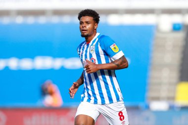 Huddersfield Town 'dan Tino Anjorin # 8. Huddersfield Şampiyonası maçı Huddersfield Town - Cardiff City maçı sırasında John Smith Stadyumu, Huddersfield, Birleşik Krallık, 17 Eylül 202