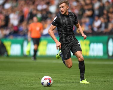 Hull City 'den Callum Elder # 3 Sky Bet Şampiyonası maçında Swansea City, Hull City' ye karşı Swansea.com Stadyumu, Swansea.com, İngiltere, 17 Eylül 202