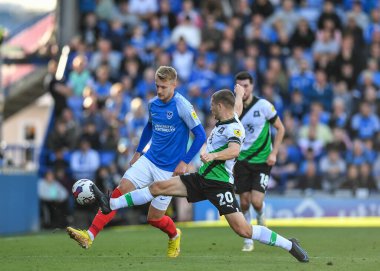 Plymouth Argyle orta saha oyuncusu Adam Randell (20), 17 Eylül 202 tarihinde Fratton Park, Portsmouth, Birleşik Krallık 'ta oynanan 1.