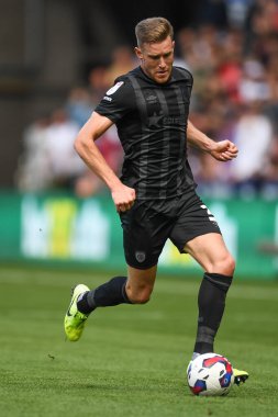 Hull City 'den Callum Elder # 3 Sky Bet Şampiyonası maçında Swansea City, Hull City' ye karşı Swansea.com Stadyumu, Swansea.com, İngiltere, 17 Eylül 202
