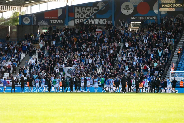 Gracze Huddersfield Town Świętują Zwycięstwo Meczu Sky Bet Championship Huddersfield — Zdjęcie stockowe