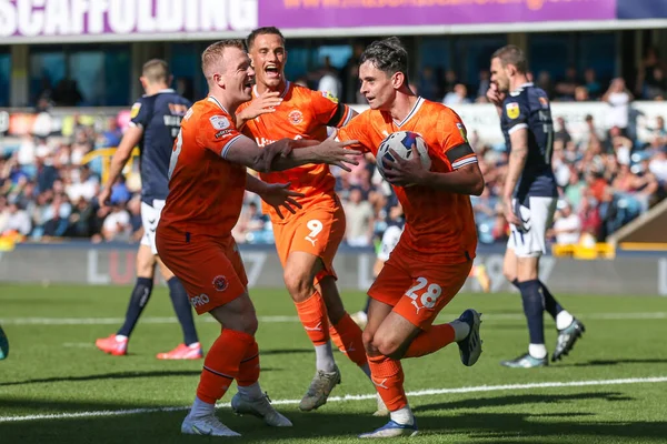 Charlie Patino Blackpool Celebra Puntuación Para Hacerlo Durante Sky Bet —  Fotos de Stock