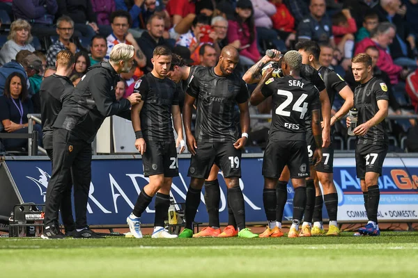 Assistent Hoofd Coach Peter Van Der Veen Geeft Ploeg Instructies — Stockfoto