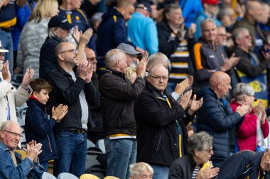 Worcester Warriors 'un destekçileri Gallagher Premiership maçında Worcester Warriors Exeter Chiefs' e karşı Sixways Stadyumu, Worcester, İngiltere, 18 Eylül 202