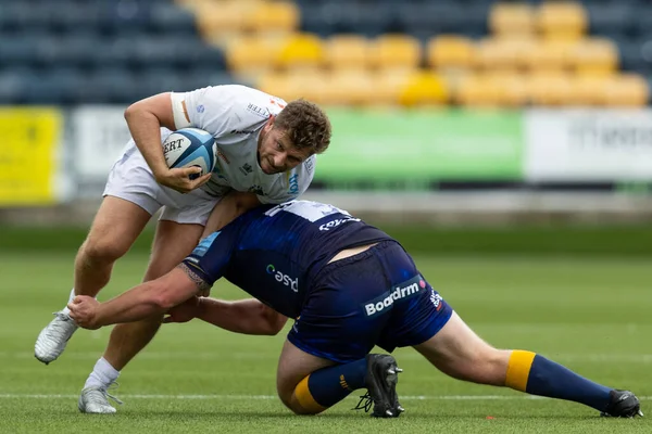 Exeter Chiefs Alex Hepburn Tackled Curtis Langdon Worcester Warriors Gallagher — 스톡 사진