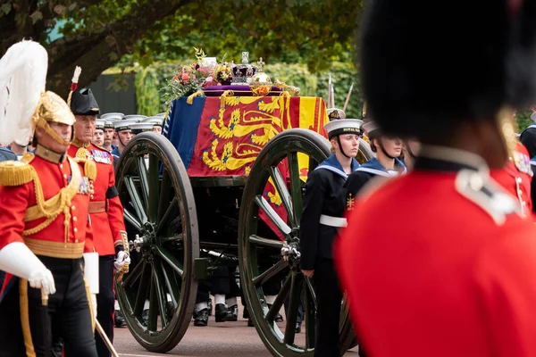 Royal Navy Carry Coffin Queen Elizabeth State Gun Carriage Procession — Stock Photo, Image
