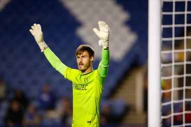 Burton Albion 'dan Ben Garratt # 1 Papa John' s Trophy maçı Sheffield Wednesday 'e karşı Hillsborough, Sheffield, İngiltere' de Burton Albion, 20 Eylül 202