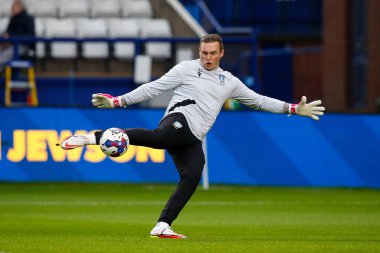 Sheffield Çarşamba günü Sheffield 'in 31 numarası Papa John' s Trophy maçından önce ısınıyor Çarşamba günü Hillsborough, Sheffield, İngiltere 'de Burton Albion' a karşı, 20 Eylül 202