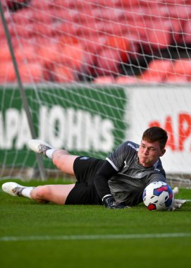 Plymouth Argyle Zak Baker (45) Papa John 's Trophy maçı sırasında Swindon Town - Plymouth Argyle County Ground, Swindon, İngiltere, 20 Eylül 202