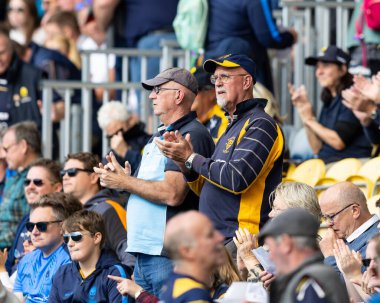 Worcester Warriors 'un destekçileri Gallagher Premiership maçı sırasında Worcester Warriors, Newcastle Falcons' a karşı Sixways Stadyumu, Worcester, Birleşik Krallık, 24 Eylül 202