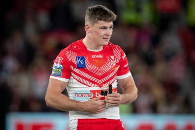 St Welsby # 1 kazananlar yüzüğüyle 25. Betfred Süper Lig finalinden sonra St Helens - Leeds Rhinos maçı, Old Trafford, Manchester, İngiltere, 23 Eylül 202
