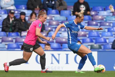 Birmingham City 'nin Yeşim Pennock # 7' si The Fa Women 's Super League maçında topu kontrol ediyor Birmingham City Women vs Coventry United Women at St Andrews, Birmingham, Birleşik Krallık, 25 Eylül 202